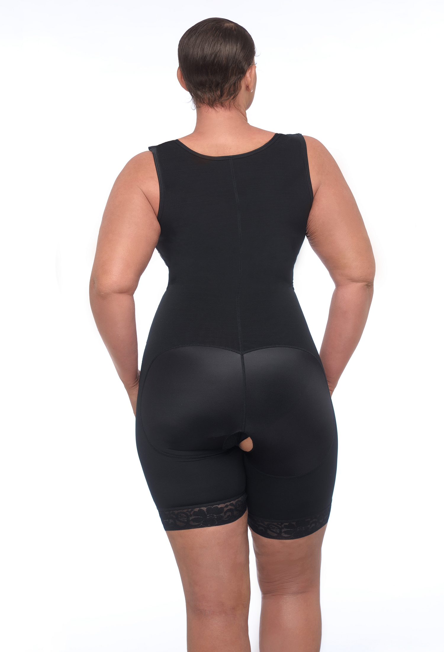Diva's Curves - Full Coverage Shapewear Compression - Post Surgical This  comfortable Shapewear Compression garment tightens your stomach, hips, and  derriere to flatten out and give you sexy curves. 1. Wide adjustable